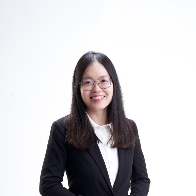 Senior Associate Chow Ying Tong